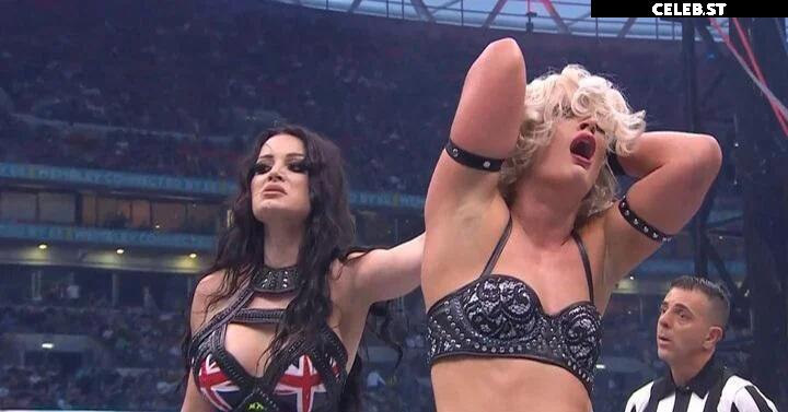 WWE's Paige / Saraya Bevis Image 4405692