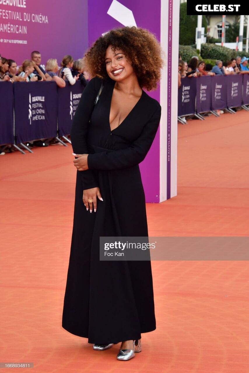 Paola Locatelli Image 4406046