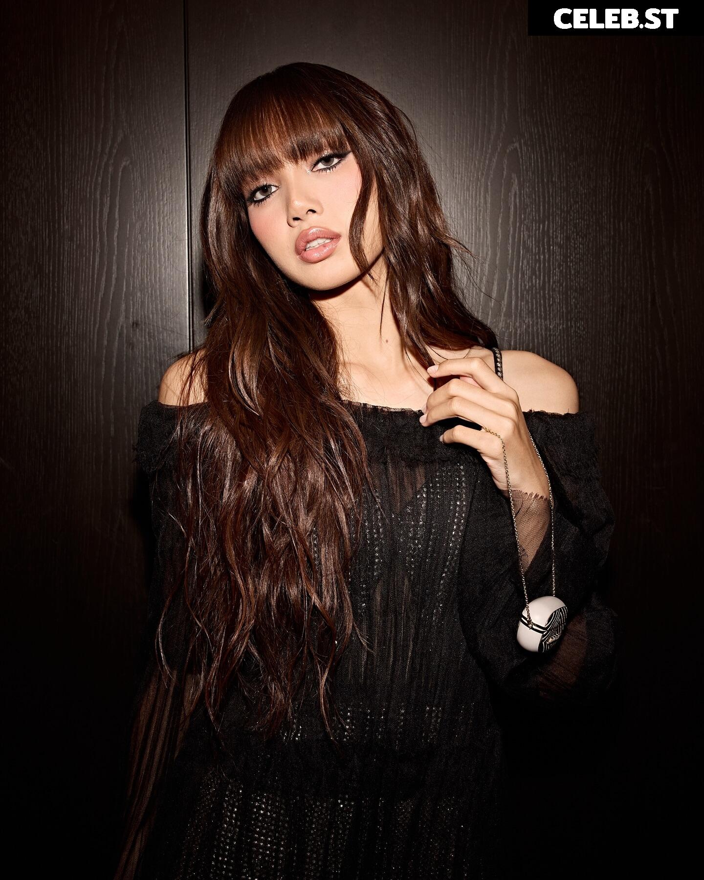 Lisa | BLΛƆKPIИK (Blackpink) Image 4407365