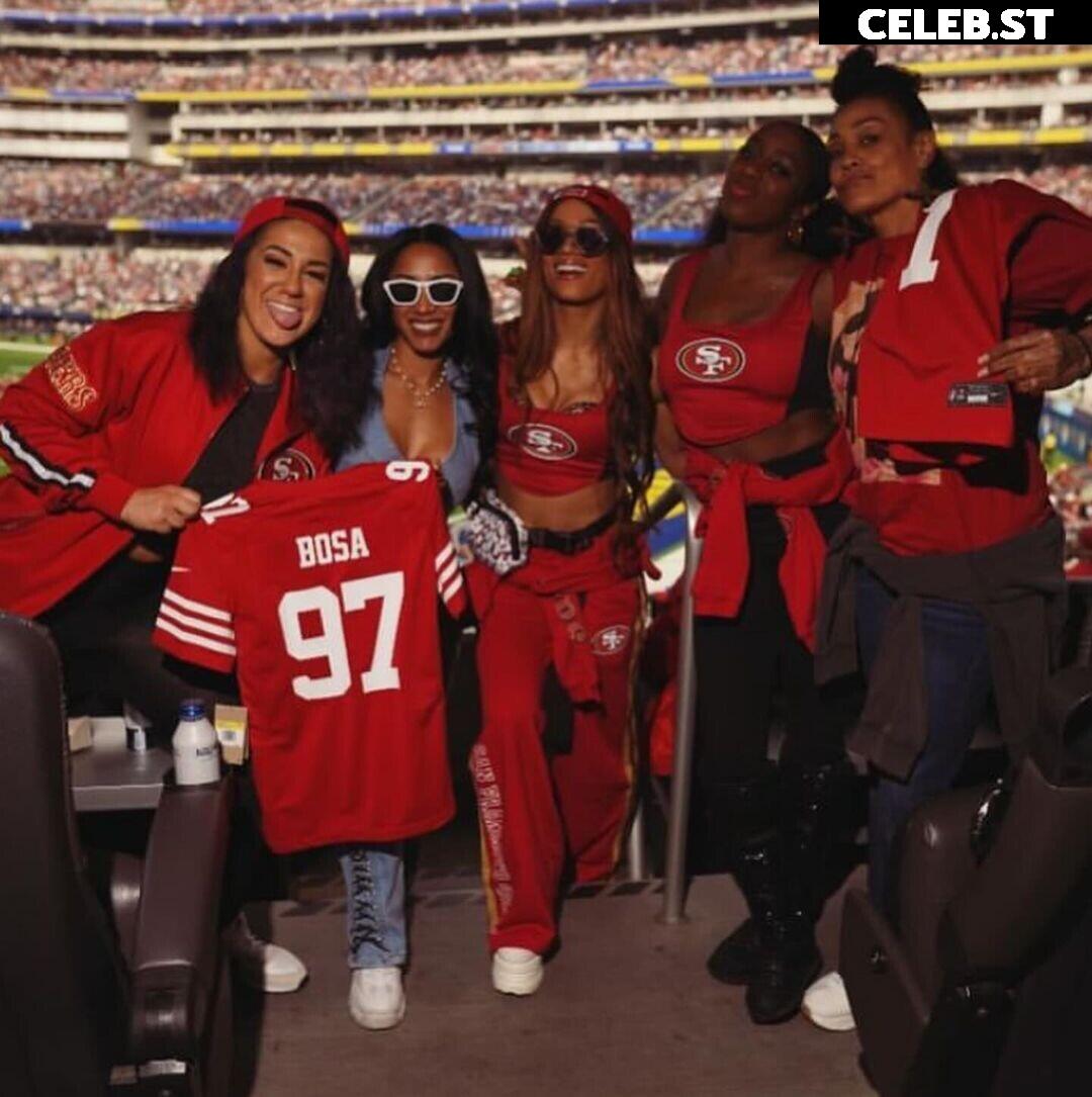 WWE Bayley / Davina Rose / Pamela Rose Martinez Image 4404735