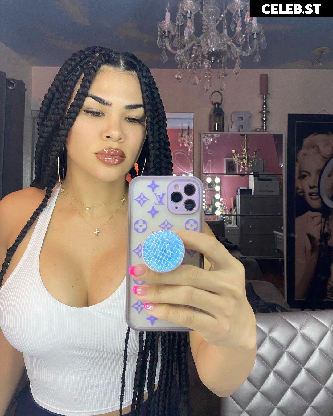 UFC Rachael Ostovich Image 4404657