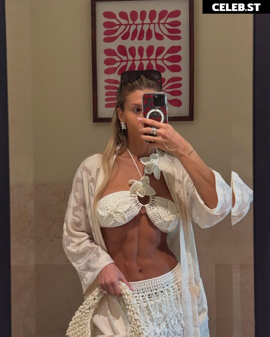Lexy Nair Image 4404127