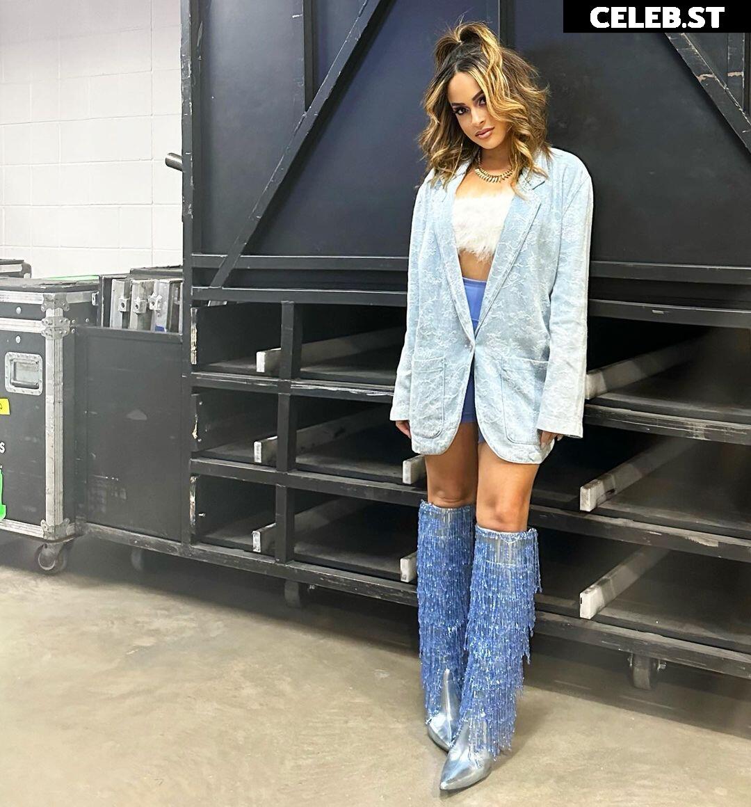 Kayla Braxton Image 4404080