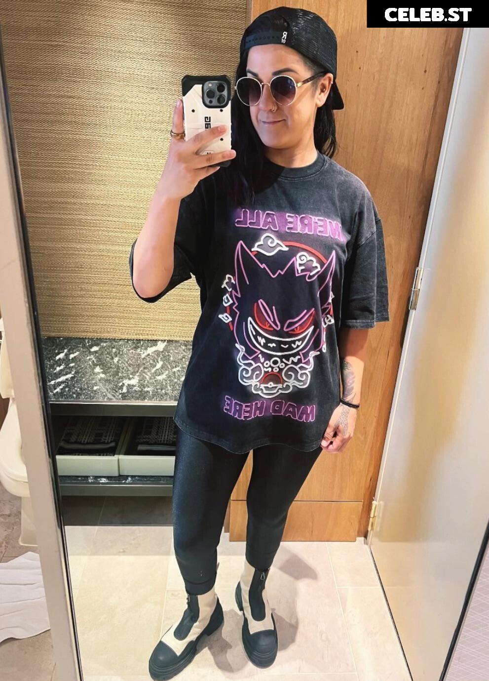 WWE Bayley / Davina Rose / Pamela Rose Martinez Image 4401808