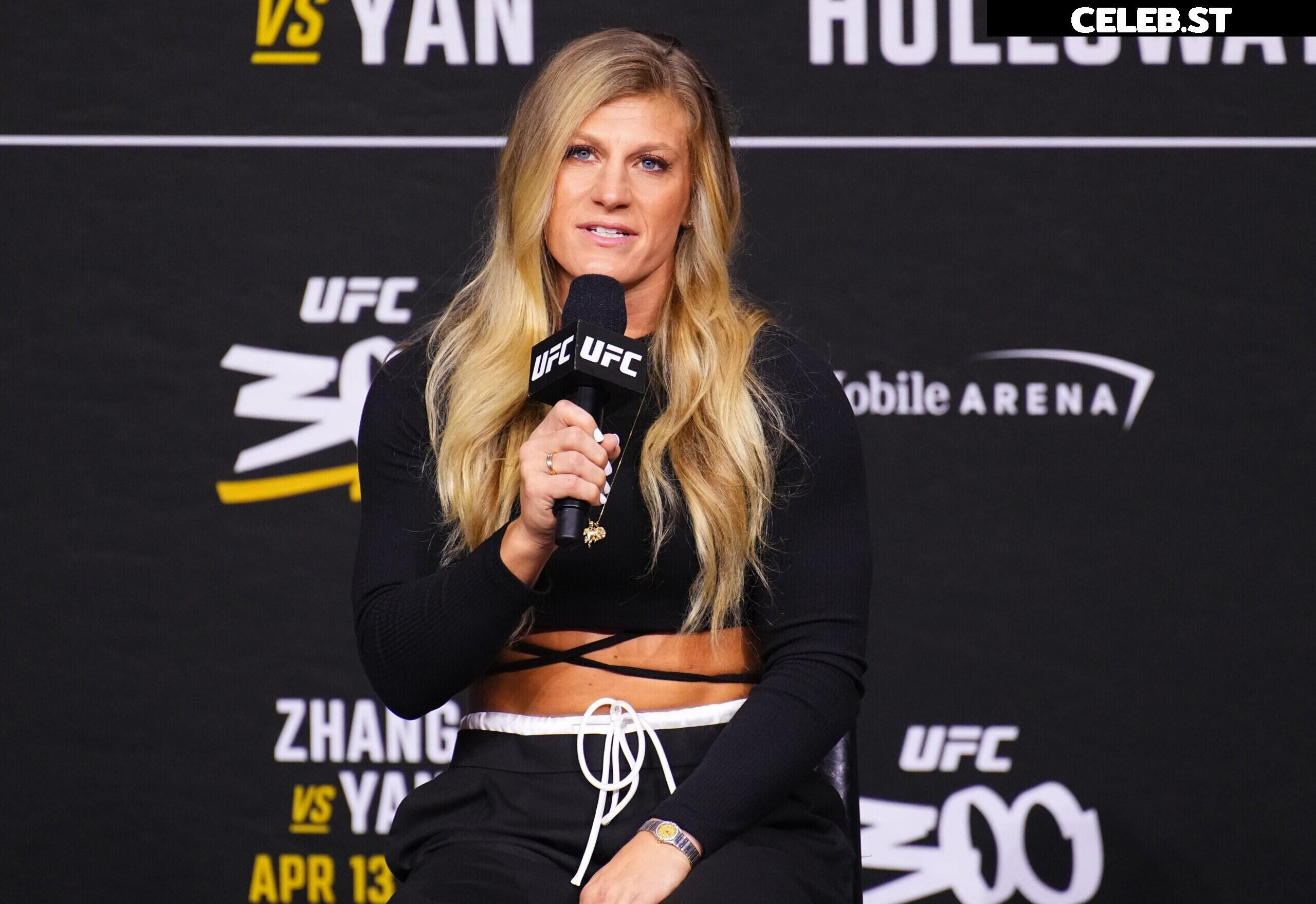 Kayla Harrison Image 4401133