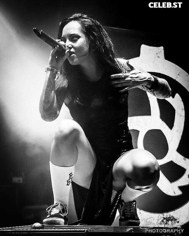 Women of Metal Image 4401087