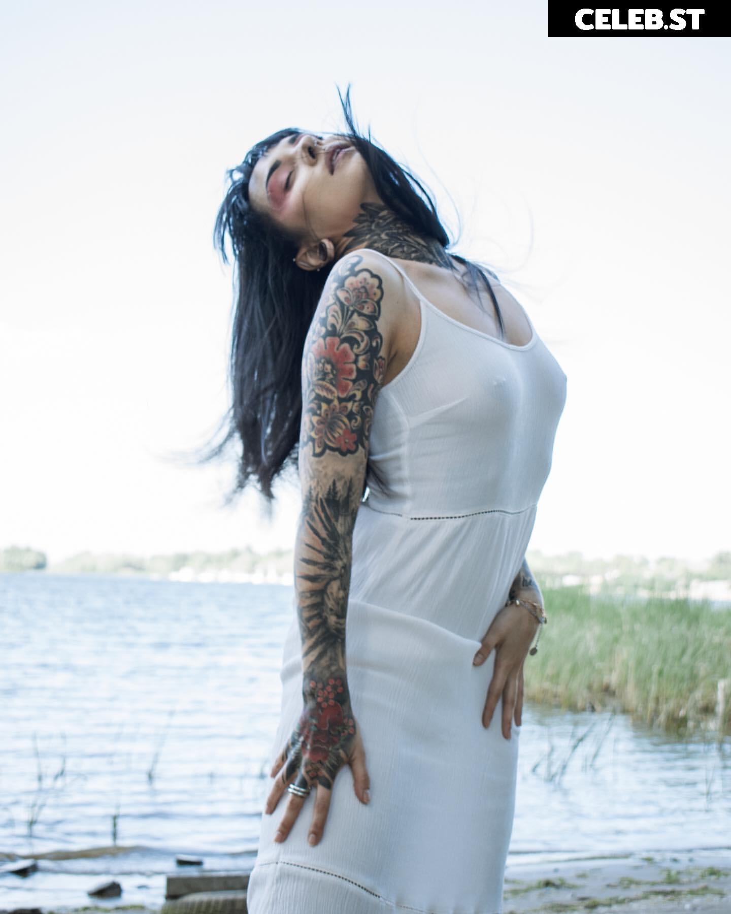 Women of Metal Image 4401390