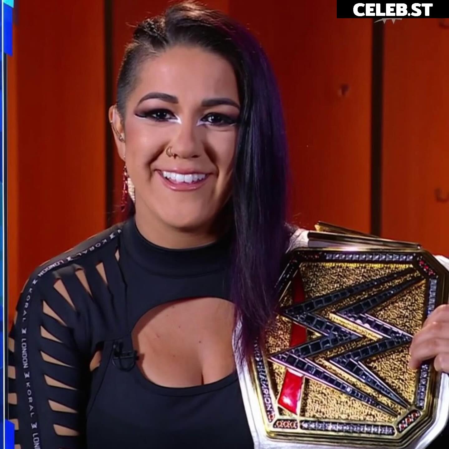 WWE Bayley / Davina Rose / Pamela Rose Martinez Image 4401374