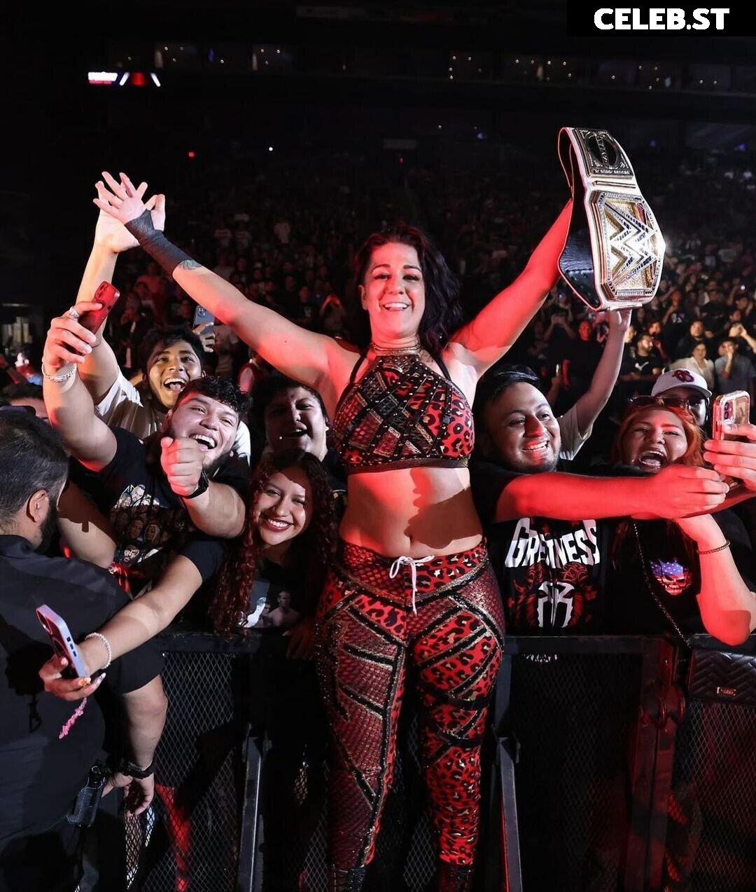 WWE Bayley / Davina Rose / Pamela Rose Martinez Image 4401222