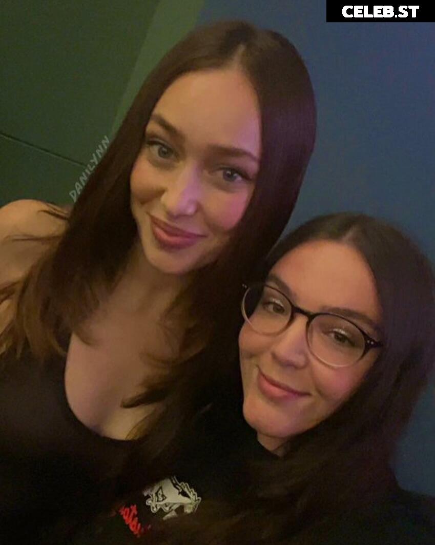 Alycia Debnam Carey Image 4402186