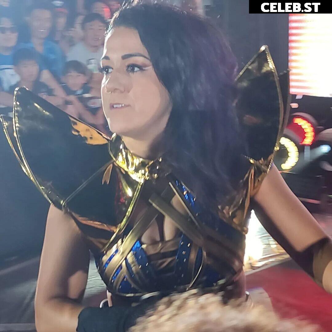 WWE Bayley / Davina Rose / Pamela Rose Martinez Image 4402077