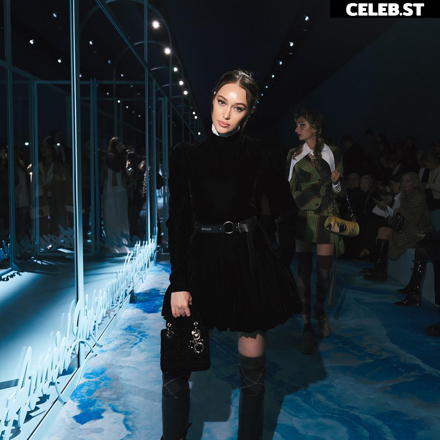 Alycia Debnam Carey Image 4403483