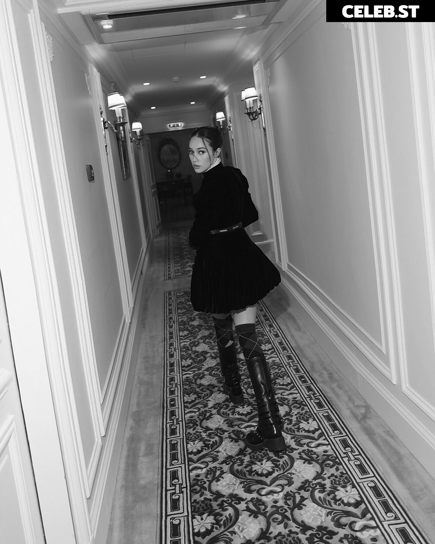 Alycia Debnam Carey Image 4403166