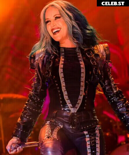 Women of Metal Image 4403164