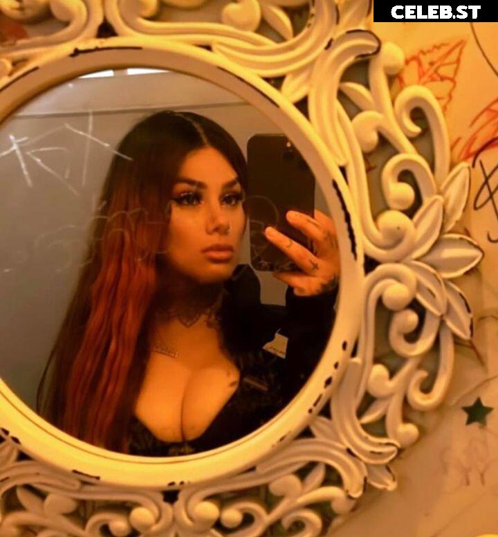 Snow Tha Product Image 4400847