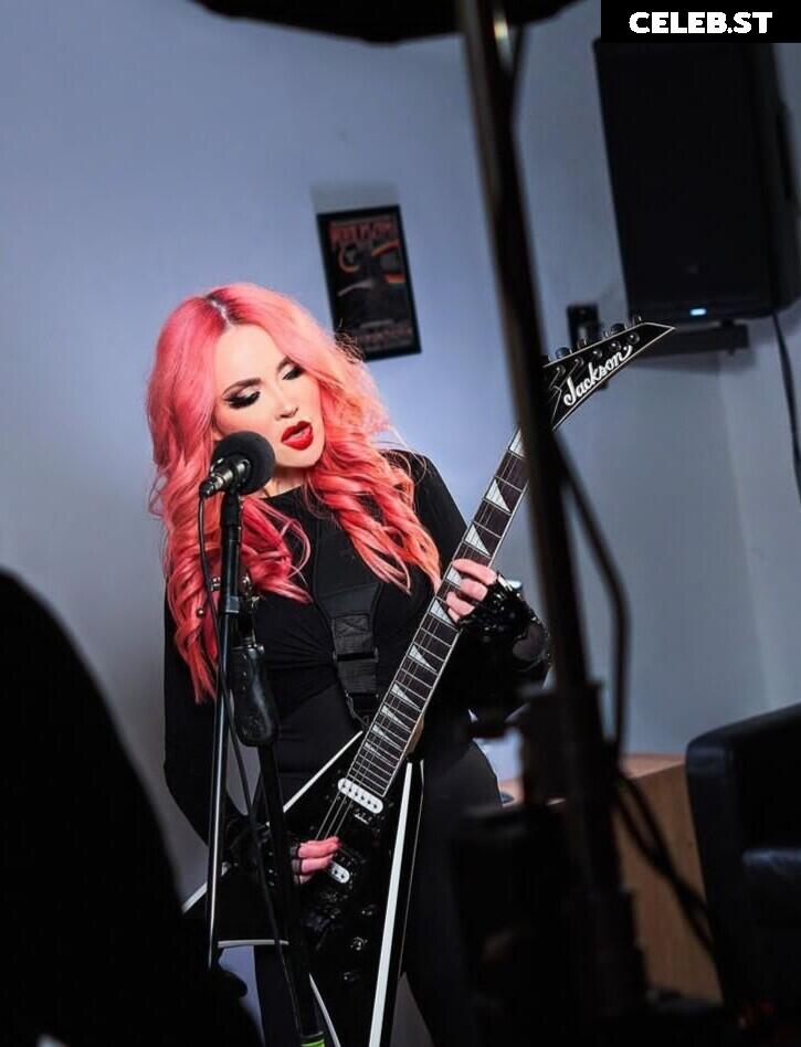 Women of Metal Image 4400505
