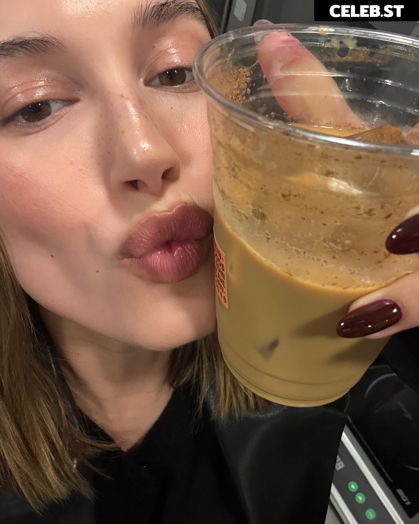 Hailey Baldwin Bieber Image 4400424