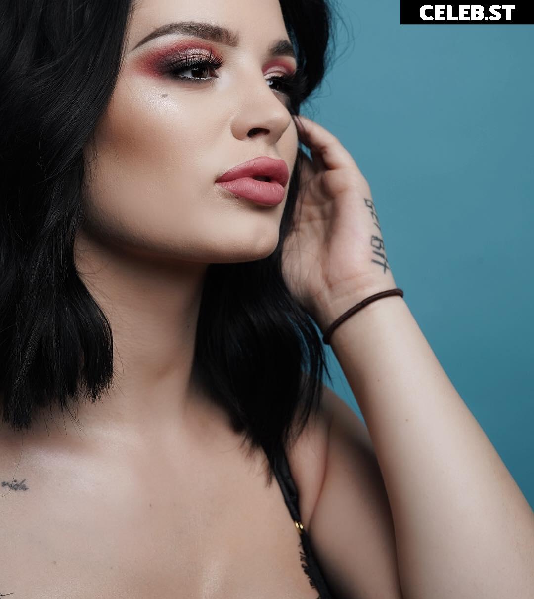 WWE's Paige / Saraya Bevis Image 4400182