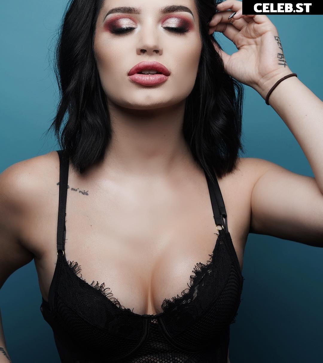 WWE's Paige / Saraya Bevis Image 4400375
