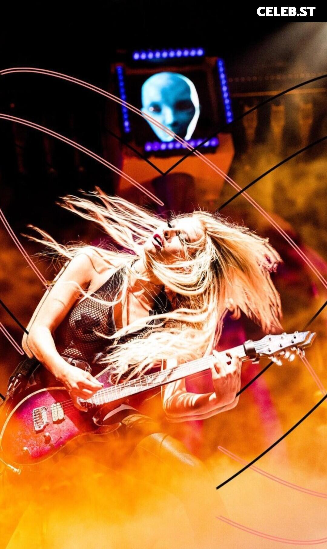 Women of Metal Image 4400295