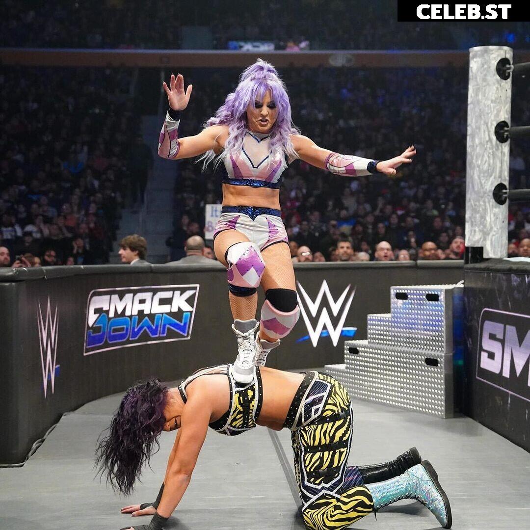 WWE Bayley / Davina Rose / Pamela Rose Martinez Image 4409083