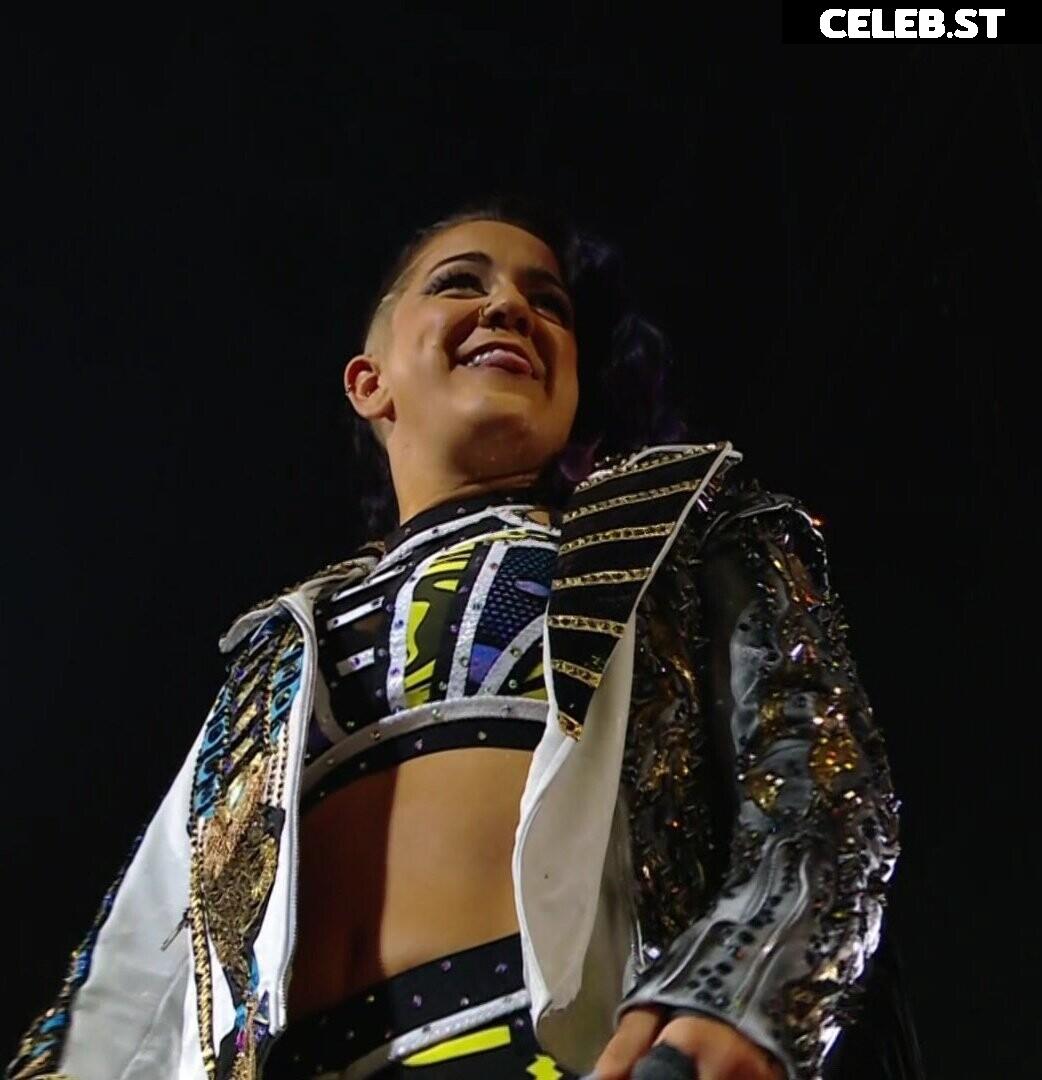 WWE Bayley / Davina Rose / Pamela Rose Martinez Image 4408343