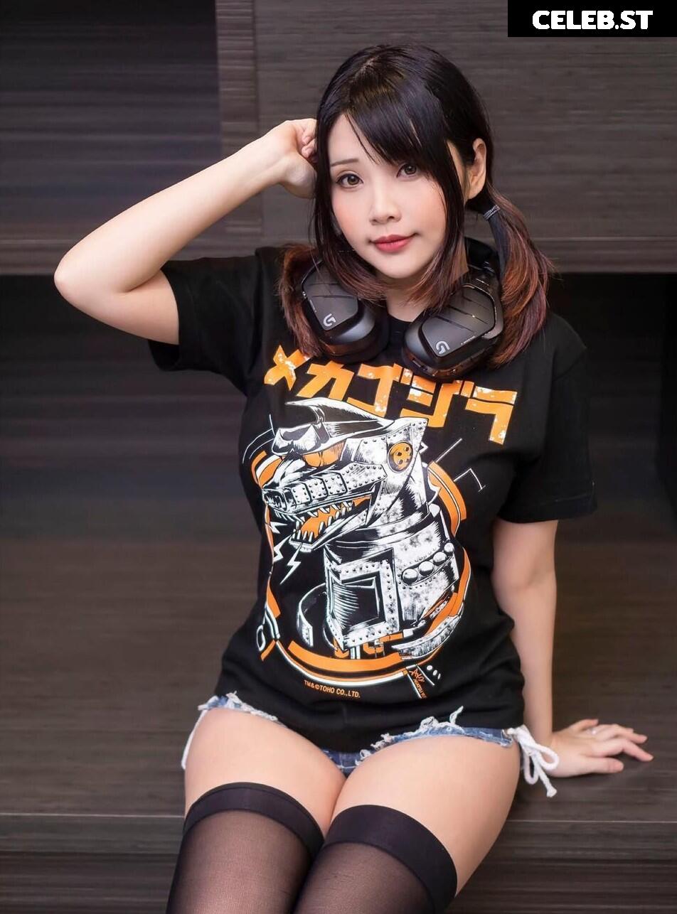 Hana Bunny (Hanna Dinh) Image 4582540