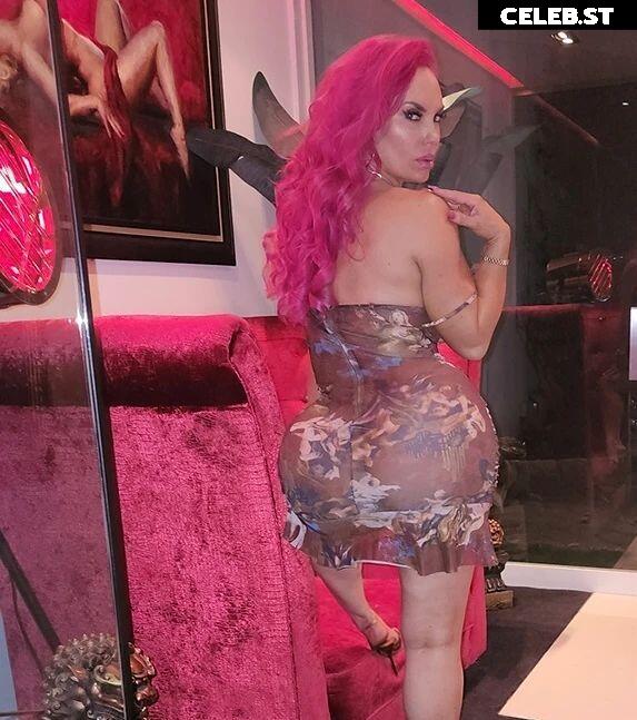 Nicole "Coco" Austin Image 4589799