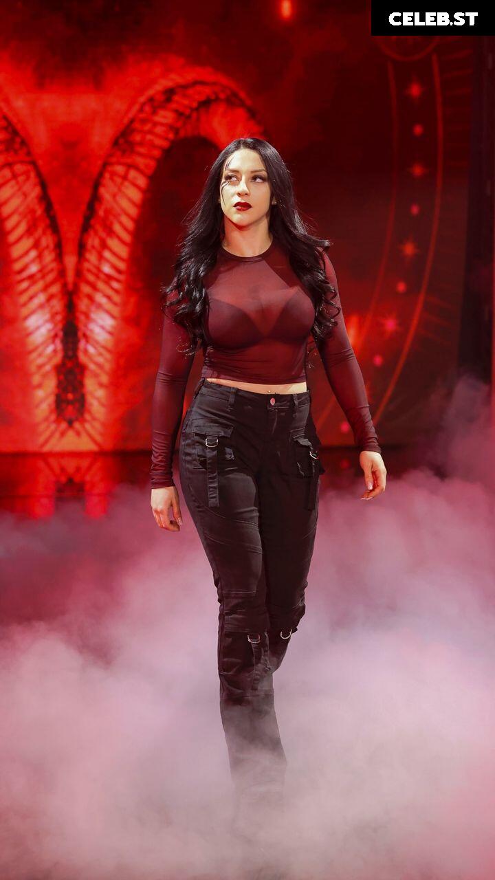 Stephanie vaquer Image 4589044