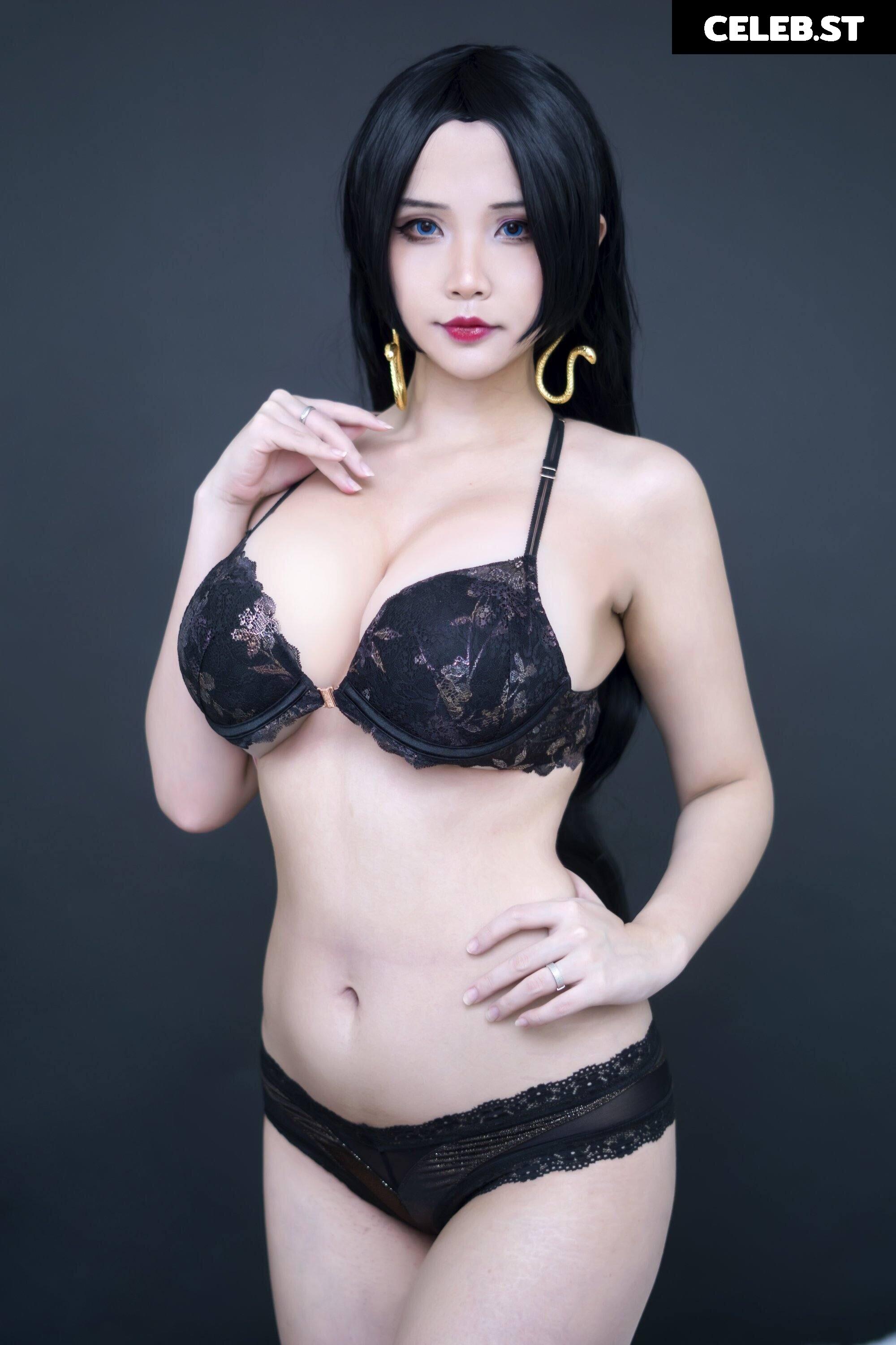 Hana Bunny (Hanna Dinh) Image 4564706