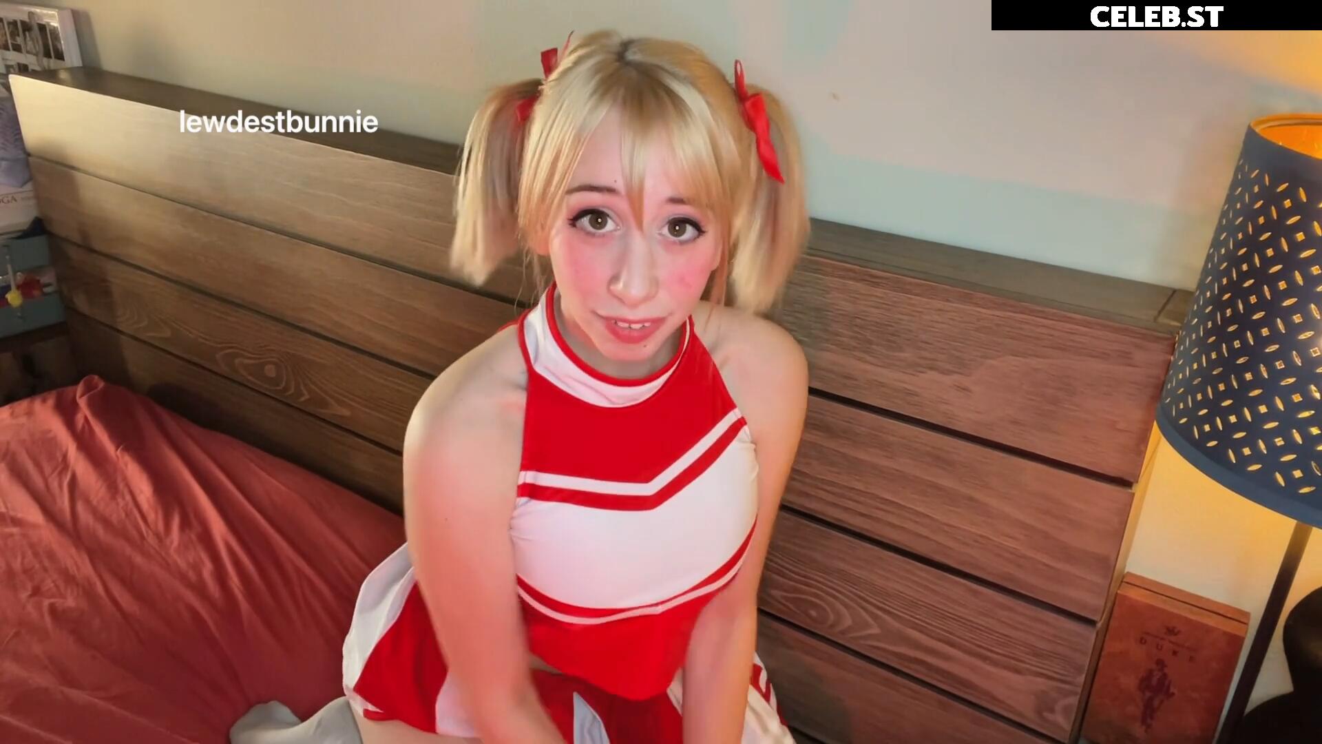 lewdestbunnie Image 4553149