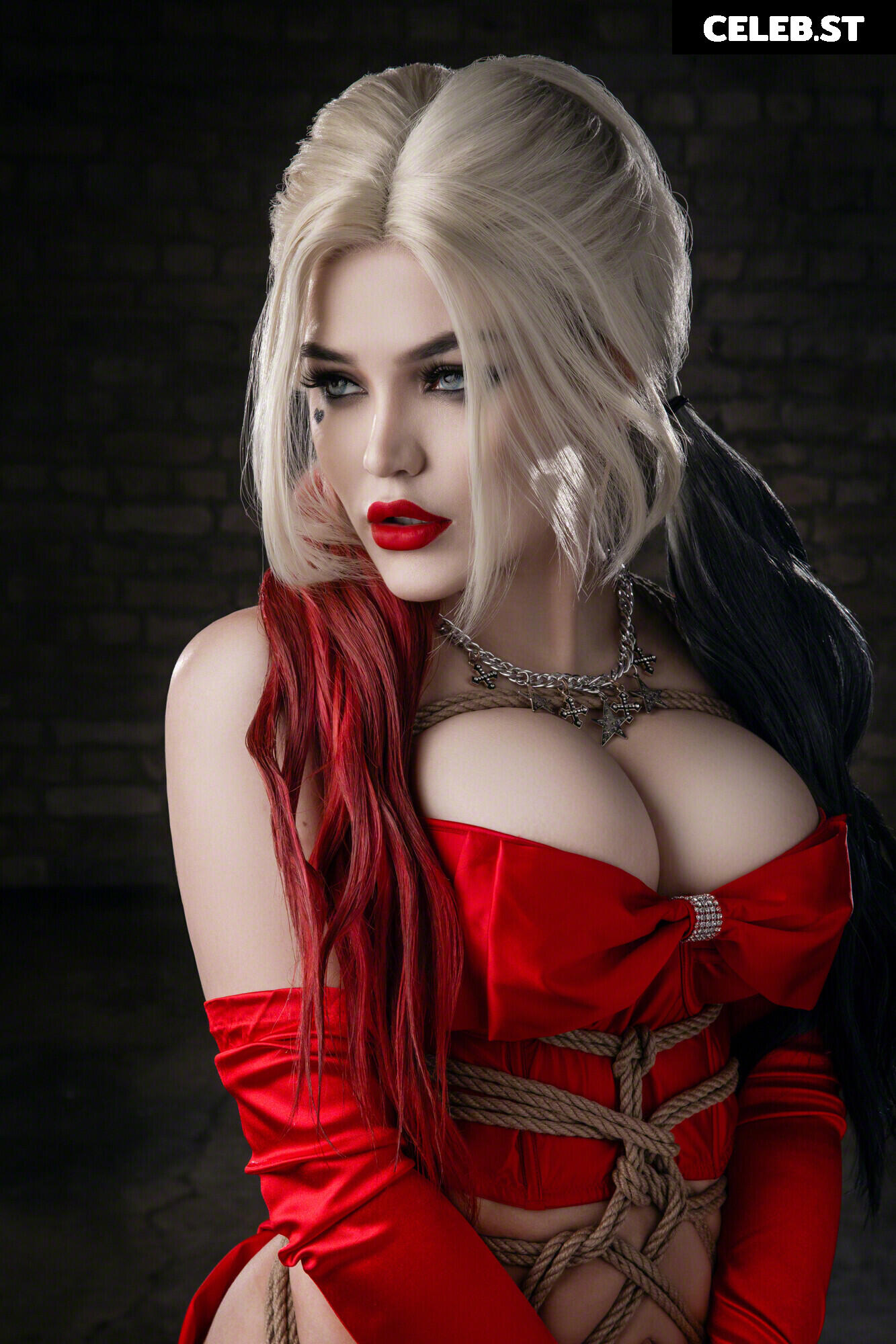 Kalinka Fox (Christina Fink) Image 4546079