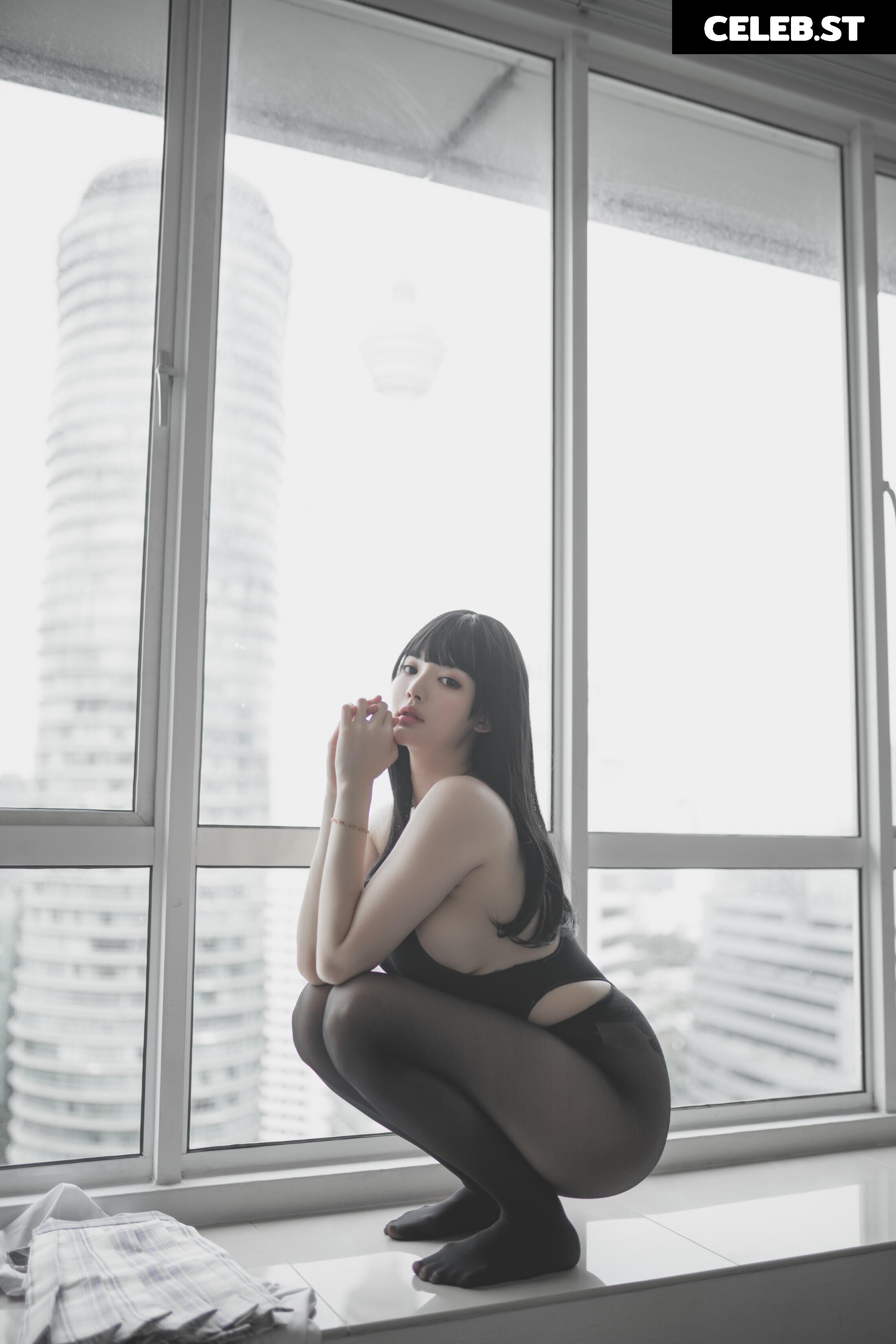Ying Tze Image 4542632