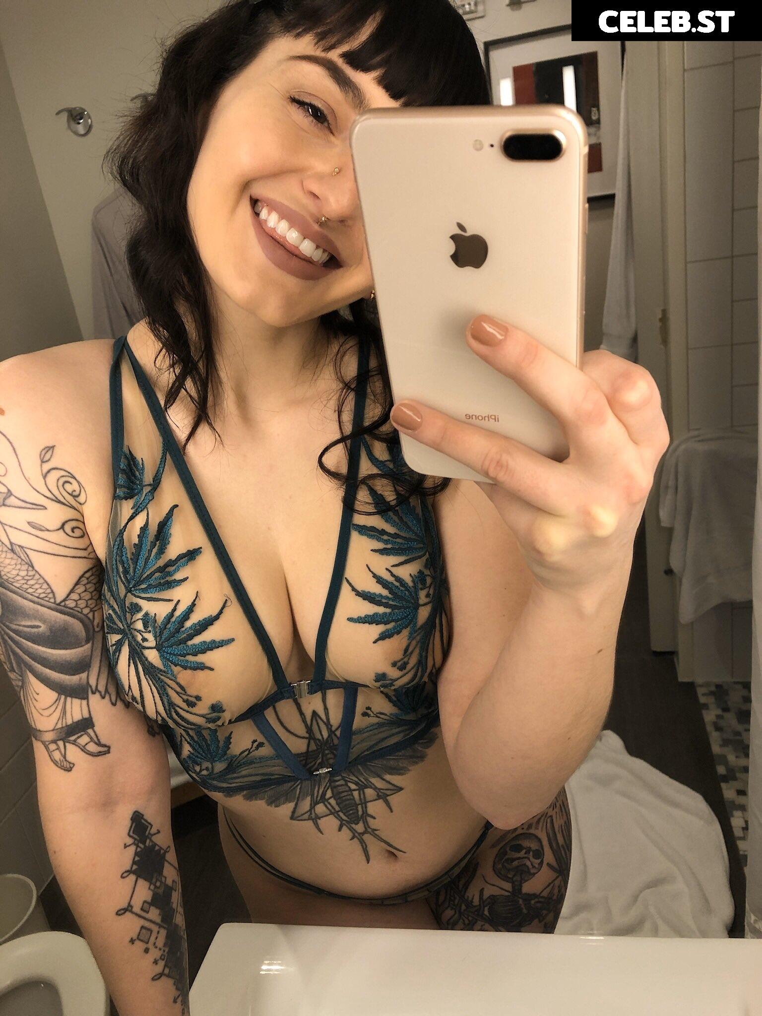 Ava D&#039;amore Image 453749