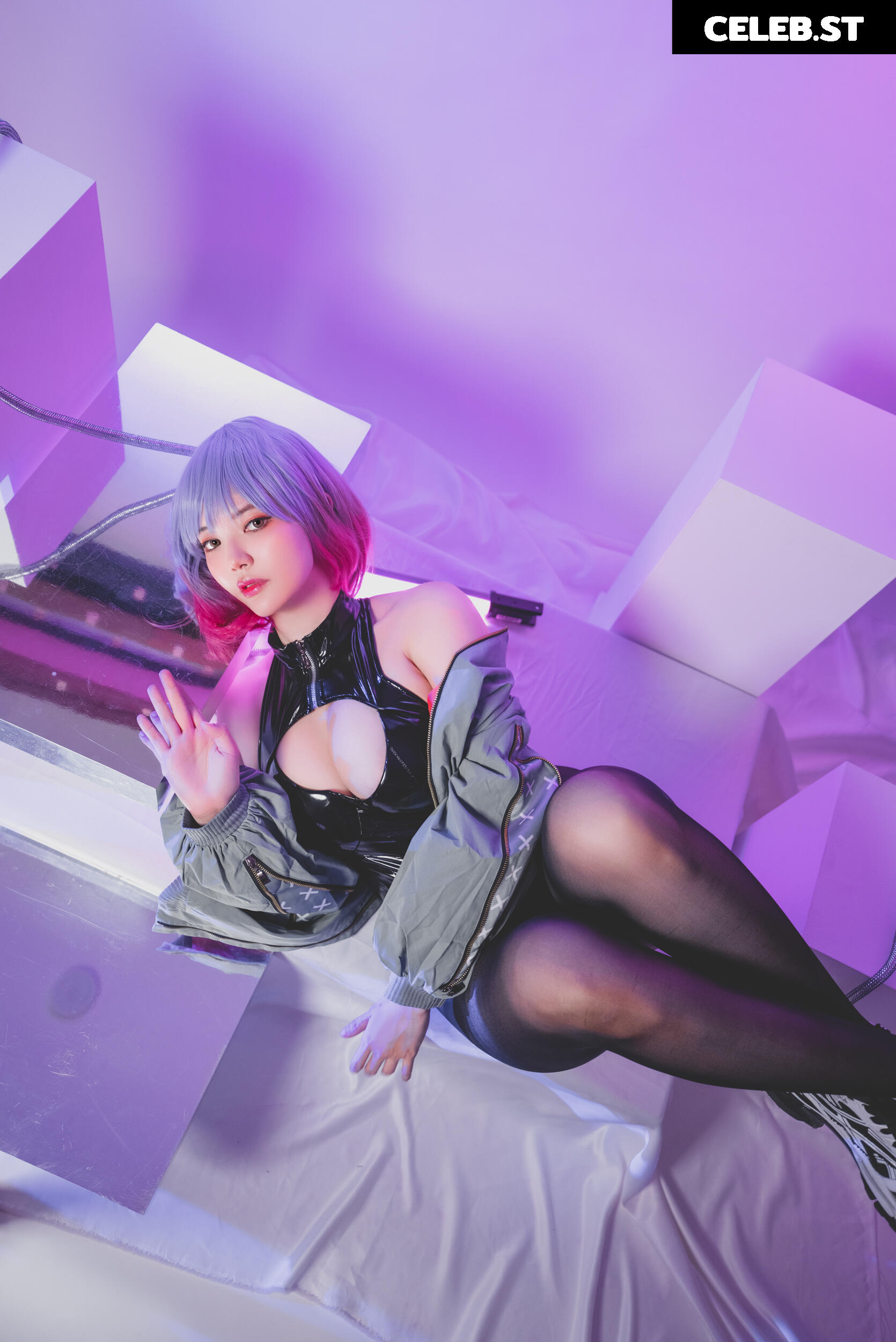 Ying Tze Image 4538854
