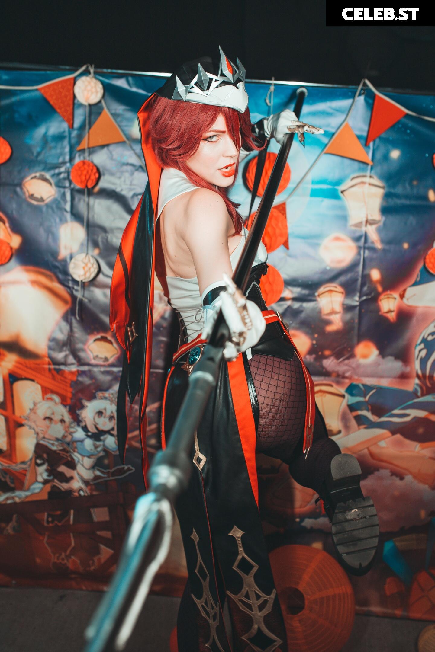 Anya Ichios Image 4520197