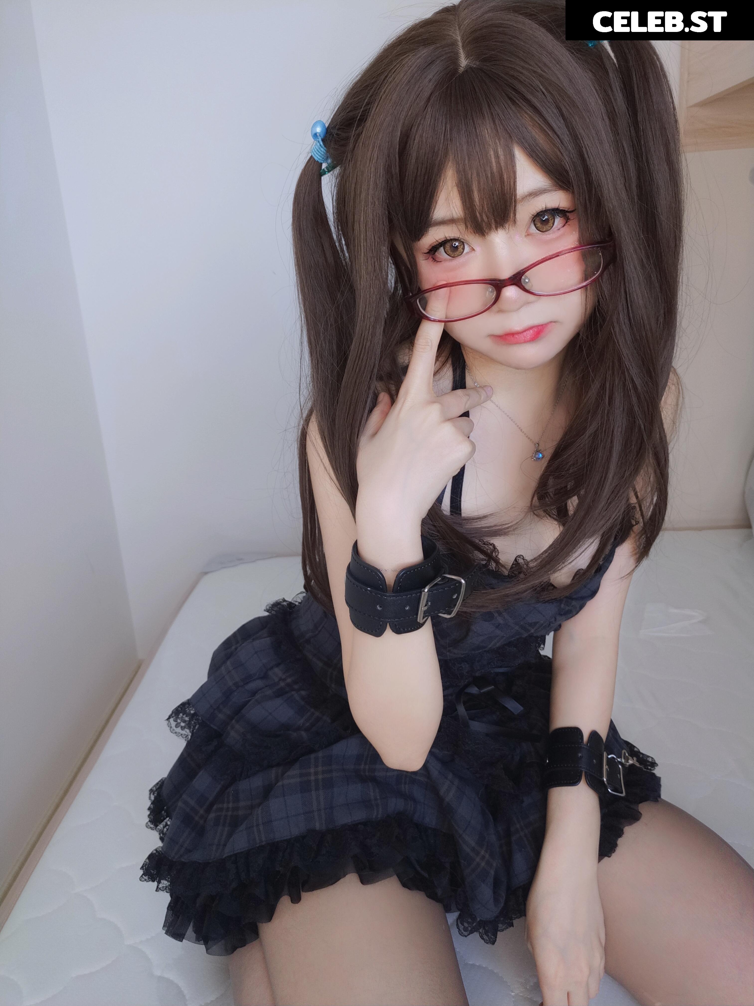 YaoYaoQwQ [軟妹搖搖樂w] Image 4519174