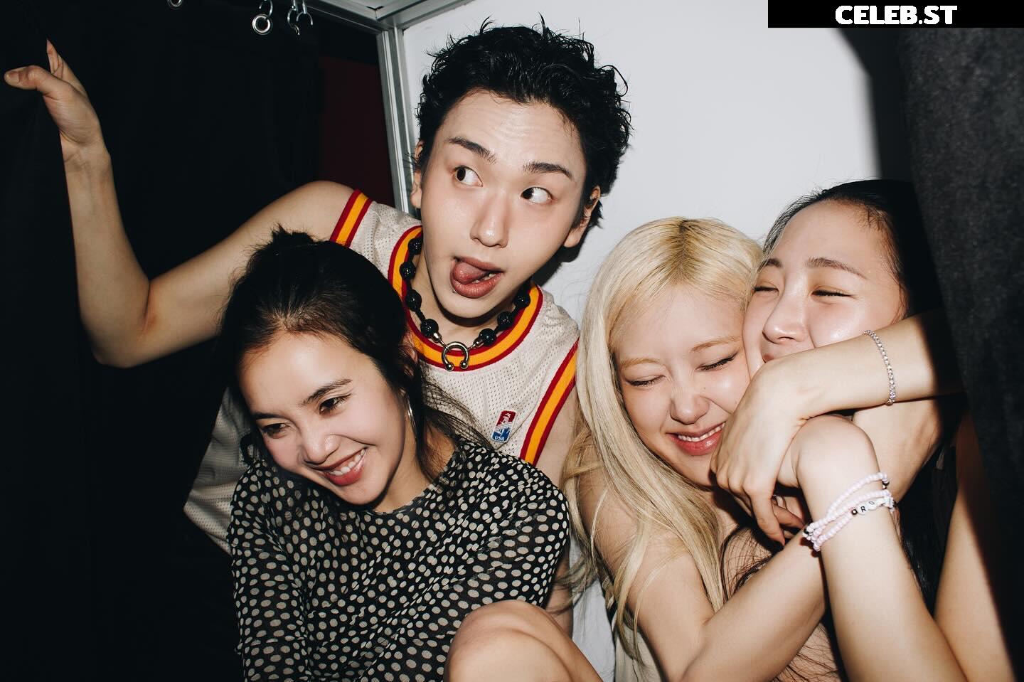 Rosé || Roseanne Park - BLΛƆKPIИK ( BLACKPINK ) Image 4505850