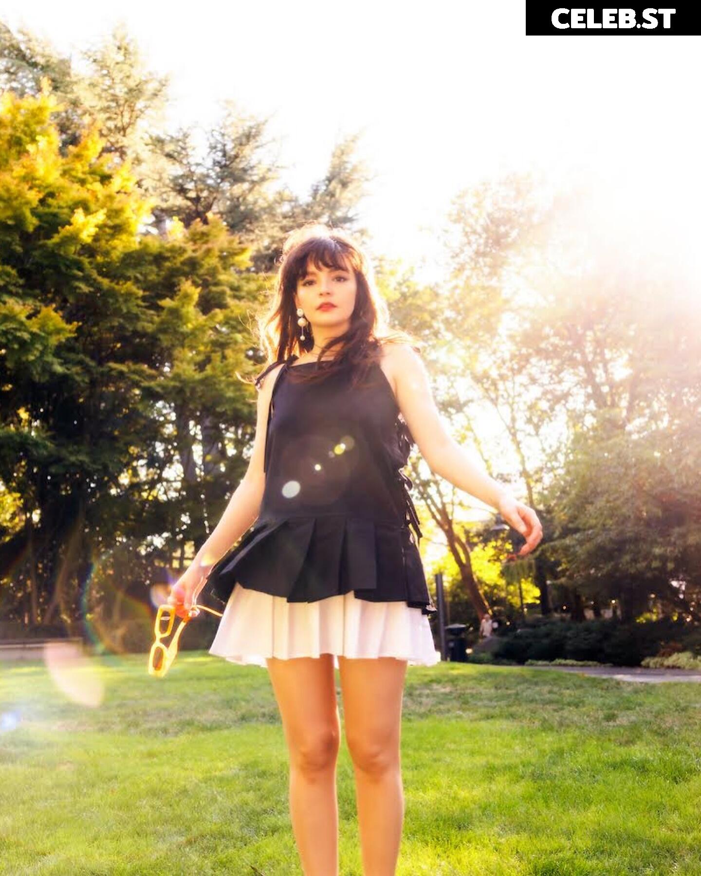 Lauren Mayberry (Singer) Image 4505398