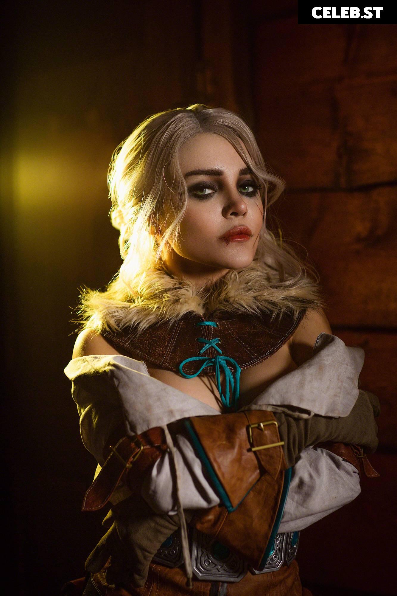 Kalinka Fox (Christina Fink) Image 4506428
