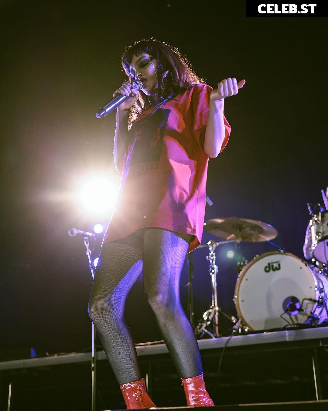 Lauren Mayberry (Singer) Image 4507898