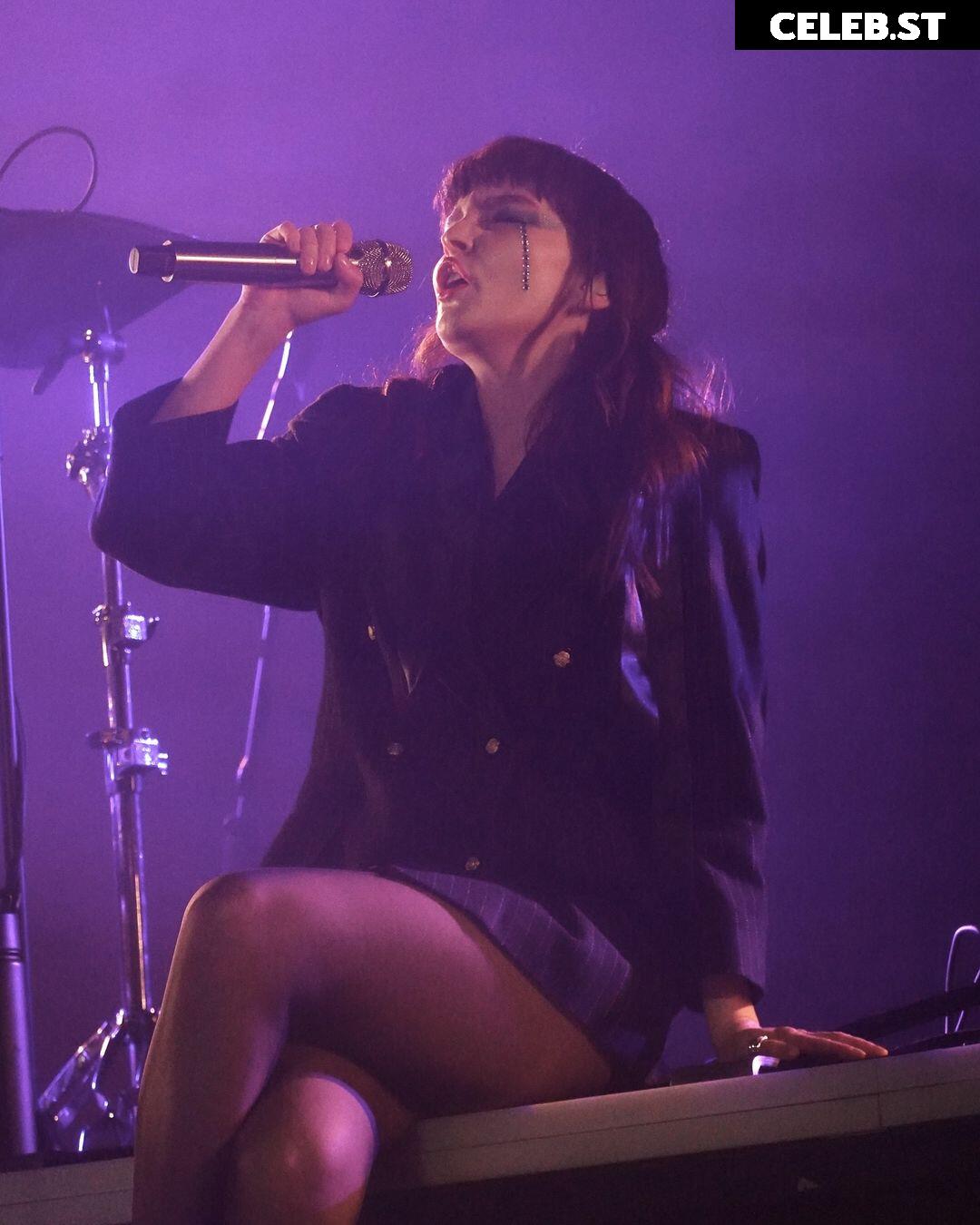 Lauren Mayberry (Singer) Image 4507513