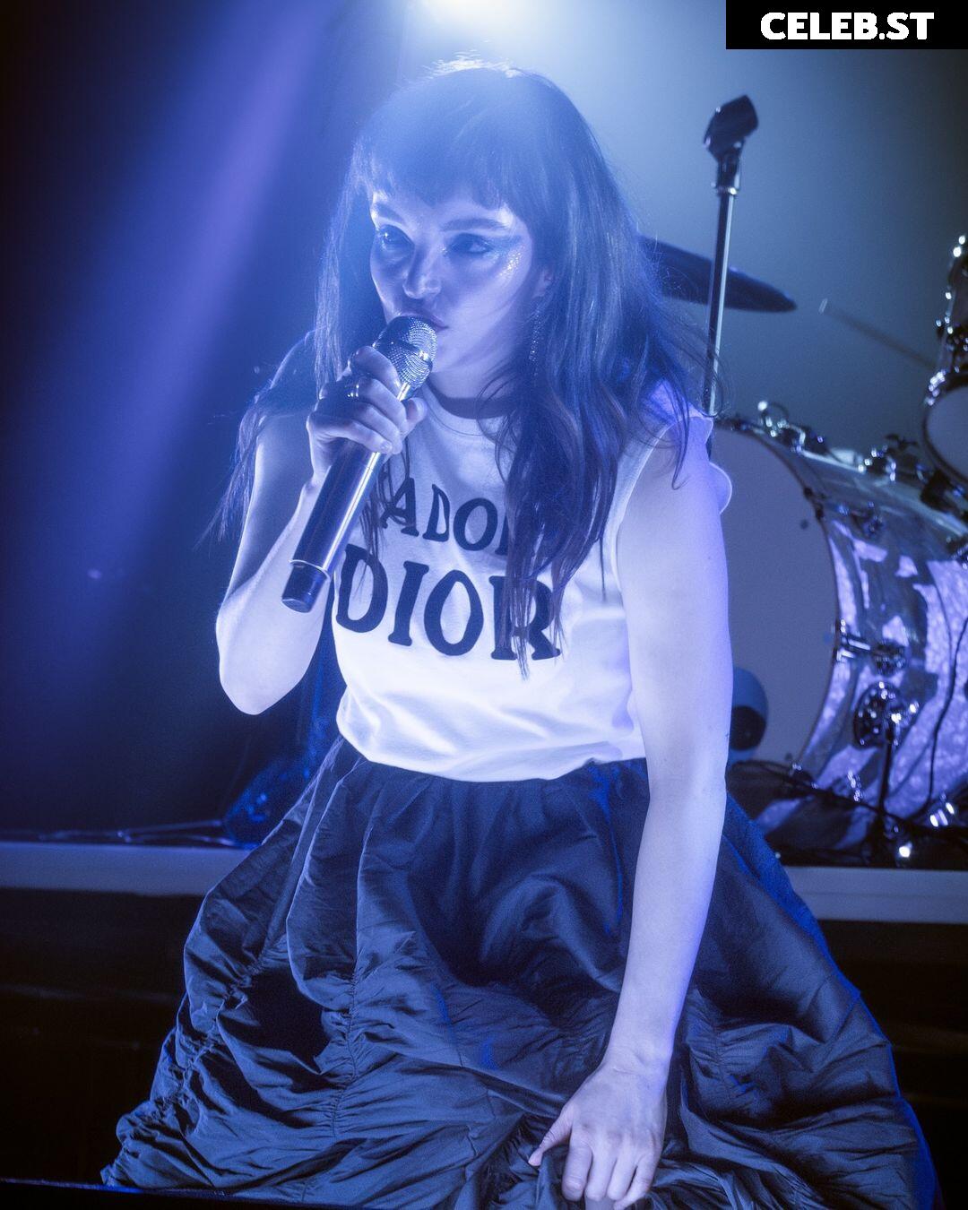 Lauren Mayberry (Singer) Image 4507351