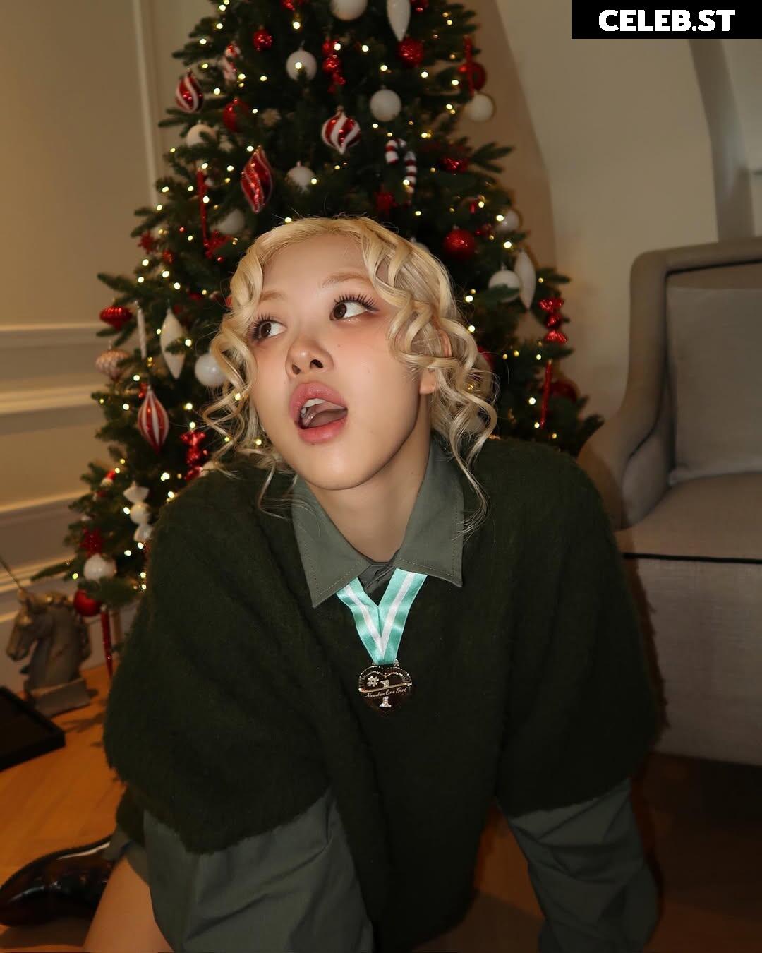 Rosé || Roseanne Park - BLΛƆKPIИK ( BLACKPINK ) Image 4507205