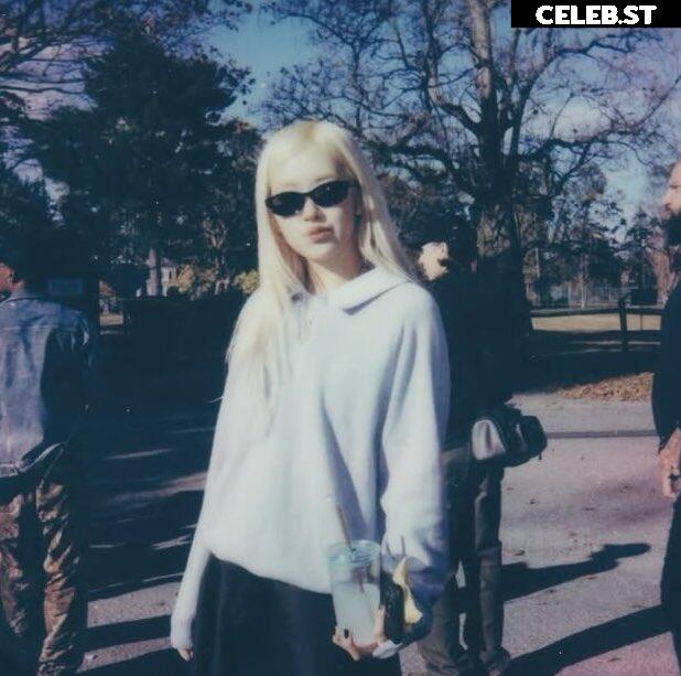 Rosé || Roseanne Park - BLΛƆKPIИK ( BLACKPINK ) Image 4501420