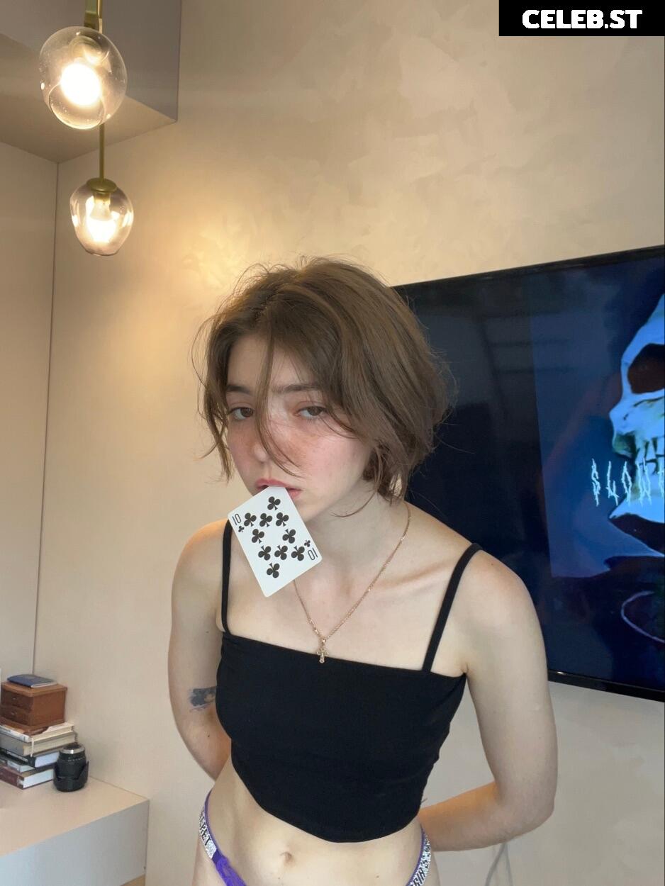 Plumpy_mage Image 4503829