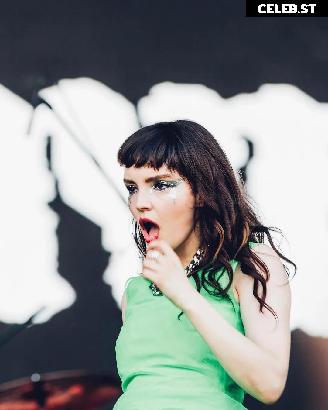 Lauren Mayberry (Singer) Image 4503186
