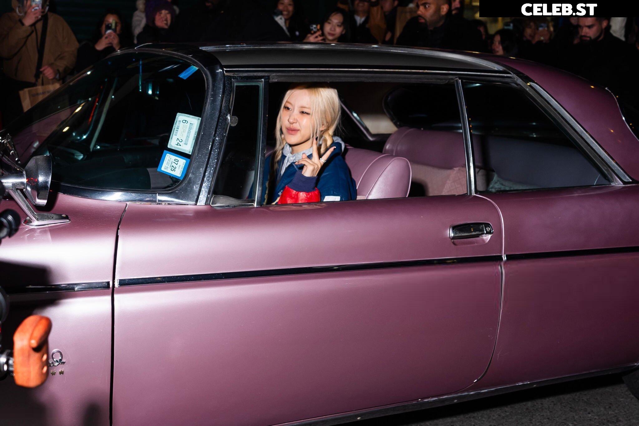 Rosé || Roseanne Park - BLΛƆKPIИK ( BLACKPINK ) Image 4503092