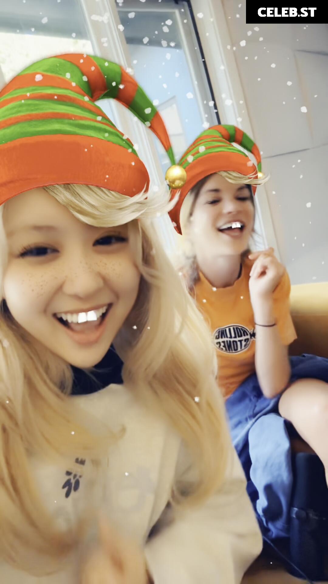 Rosé || Roseanne Park - BLΛƆKPIИK ( BLACKPINK ) Image 4500127