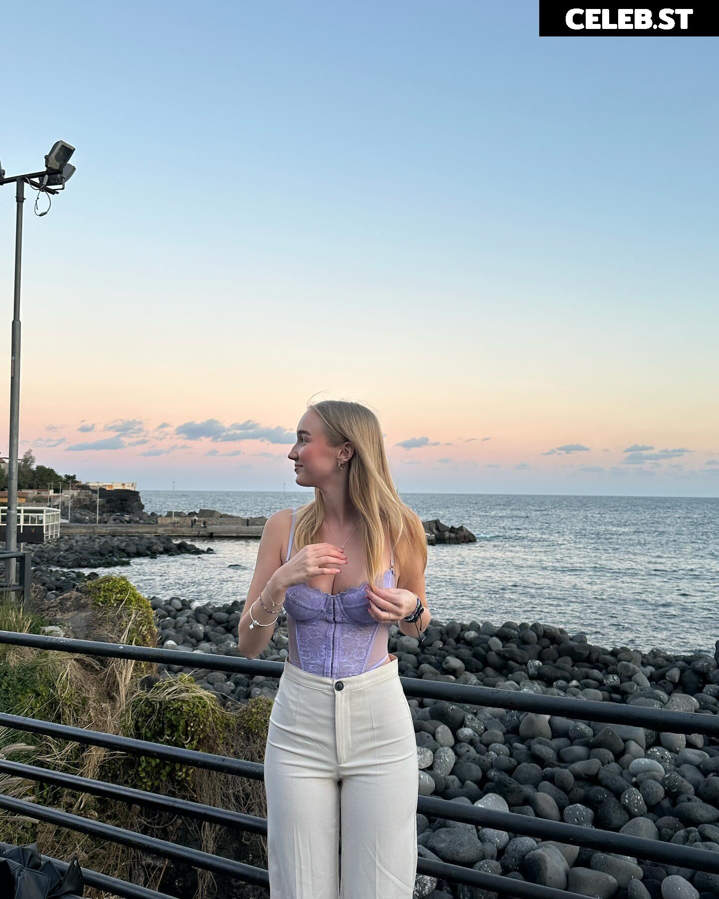 lenaahdl Image 4697577